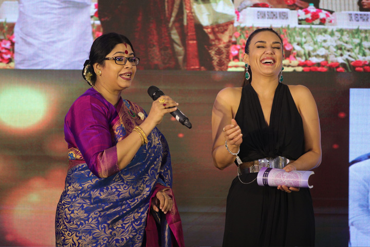 Brands Impact, Golden Glory Awards, GGA, Preity Zinta, Award