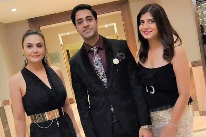 Brands Impact, Golden Glory Awards, GGA, Preity Zinta, Award, Amol Monga, Ankita Singh
